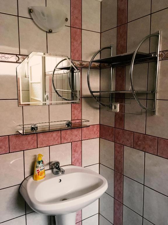 שיופוק Lavender Apartment מראה חיצוני תמונה